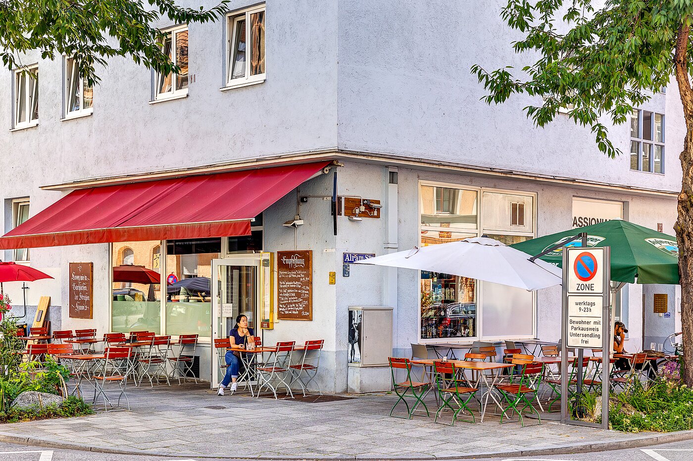 Appartamento mansardato a 1 camera | München-Sendling | 700402 | Restaurants & Geschäfte