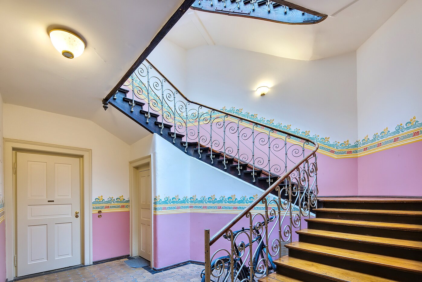 Appartamento al piano terra a 1 camera | München-Haidhausen | 70228 | Treppenhaus mit...