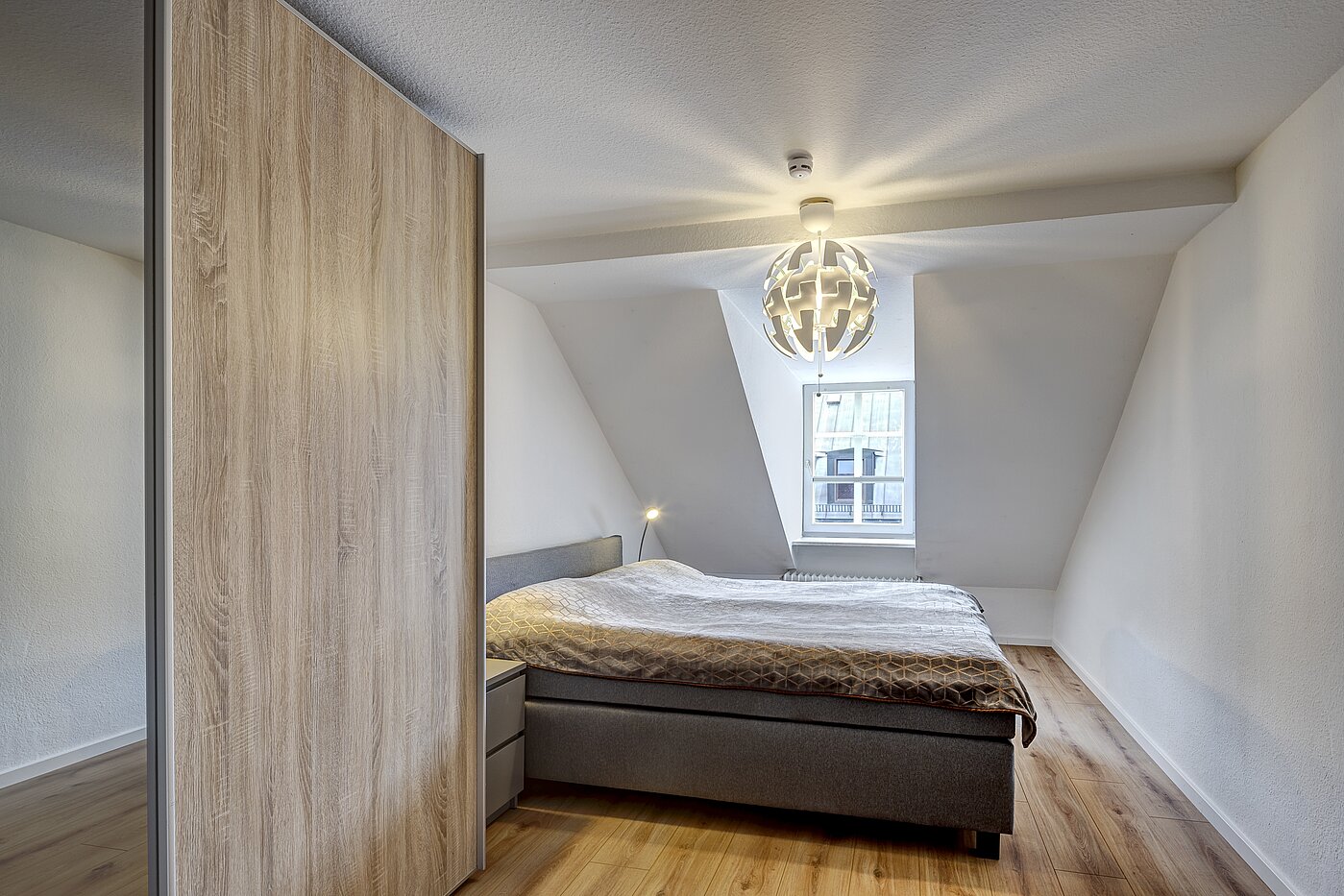 Appartamento mansardato a 4.5 camere | München-Ludwigsvorstadt | 70461 | Schlafen 2