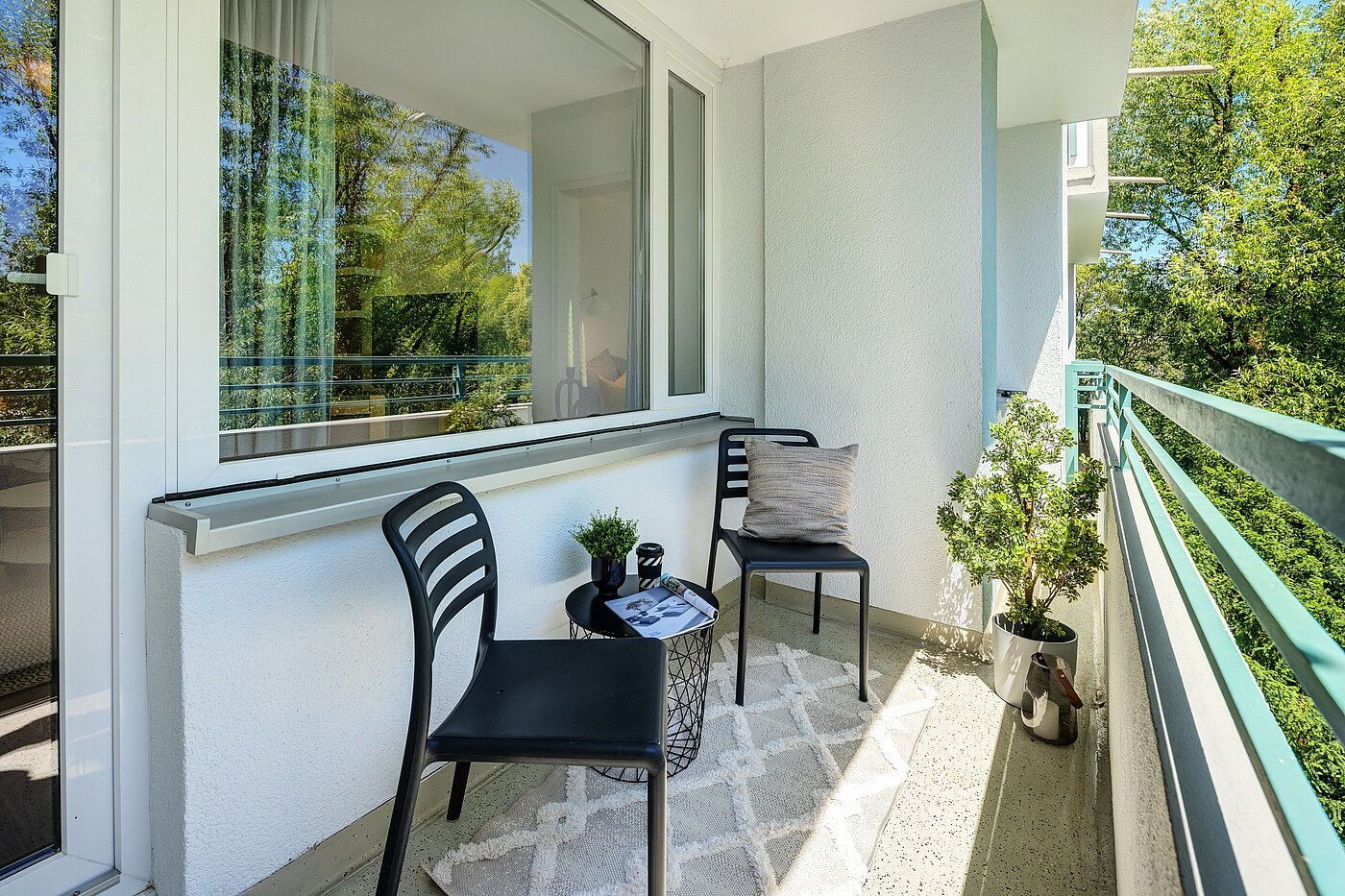 Appartamento a 2 camere | München-Bogenhausen | 70142 | Balkon mit Morgensonne
