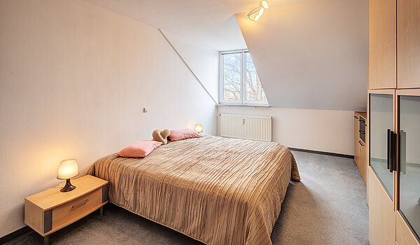 Appartamento a 2 camere | Poing | 70373 | Komfortables Schlafzimmer...