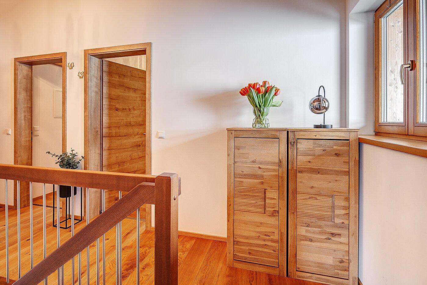 Appartamento a 6 camere | 70095 | Flur Obergeschoss