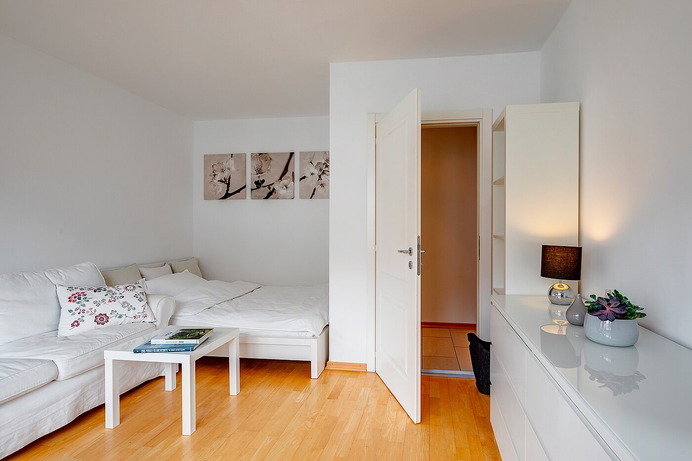 Appartamento a 2 camere | München-Schwabing | 70130 | Wohn- und Schlafbereich..