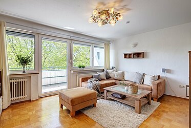 Ramersdorf: appartamento di 2 locali con balcone esposto a sud