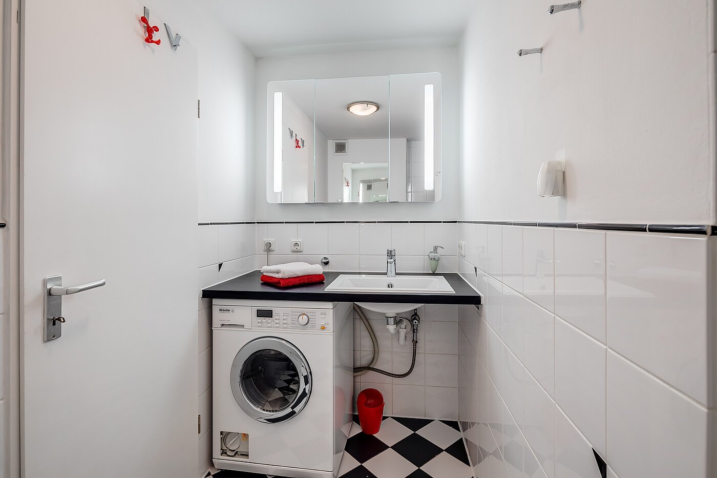 Appartamento a 2 camere | München-Isarvorstadt | 70089 | Waschtrockner Kombination