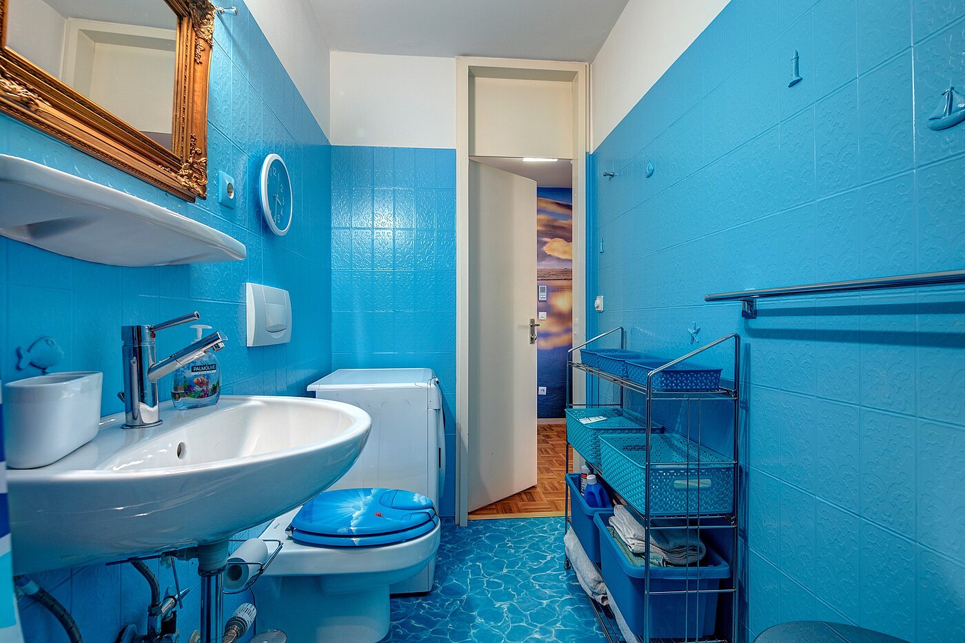 Appartamento a 1.5 camere | München-Sendling-Westpark | 2207ML4 | Meerblaues Badezimmer...