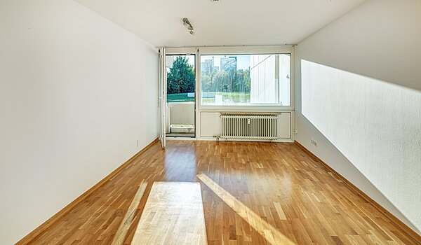 Apartment a 2 camere | München-Feldmoching | 70466 | Helles Wohnzimmer