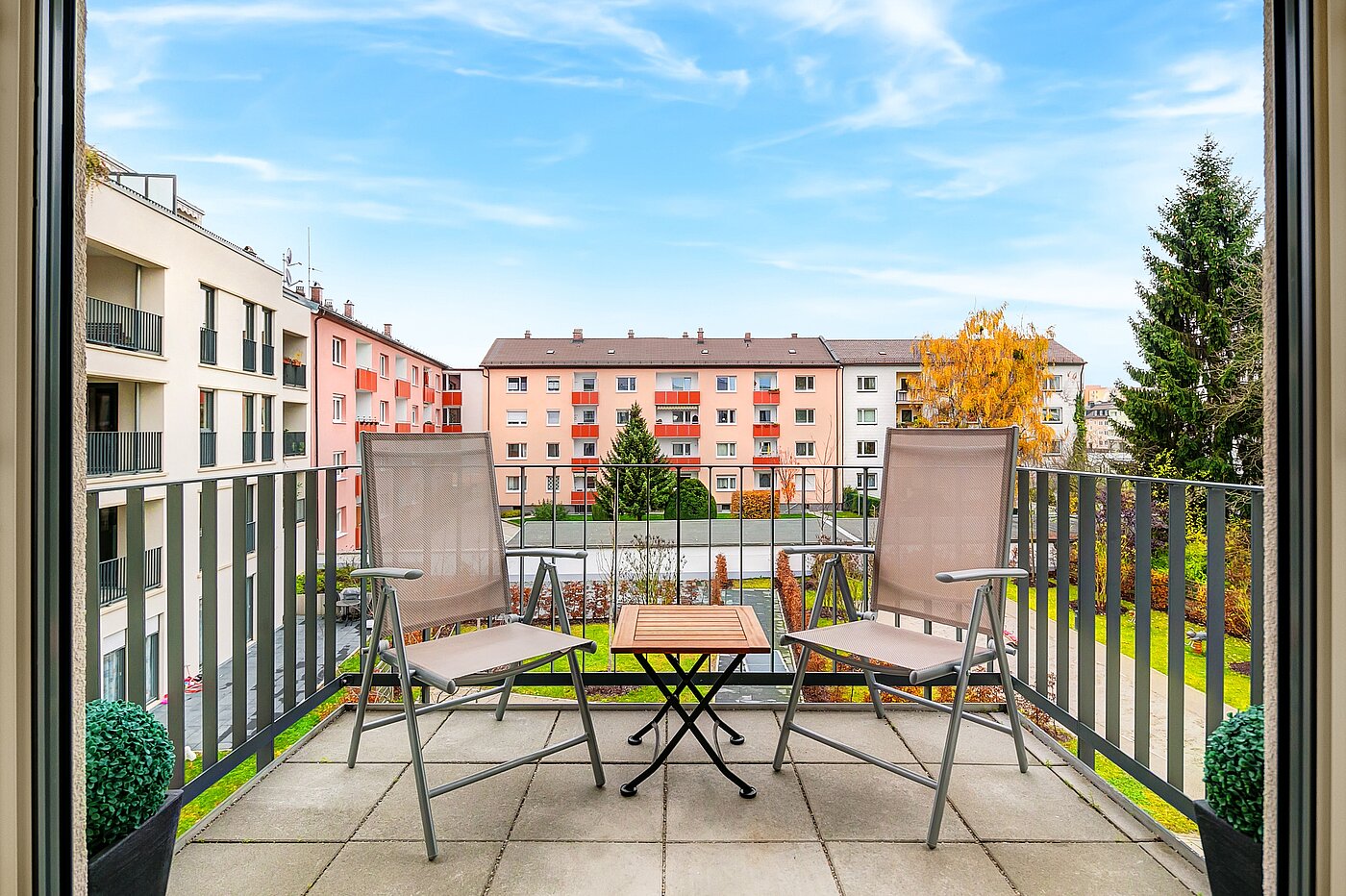Appartamento a 3 camere | München-Moosach | 70164 | ...und einem kleinen Balkon zum Innenhof