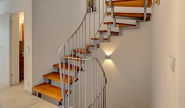 Appartamento a 4 camere | Ismaning | 700081 | Treppenhaus in der Wohnung