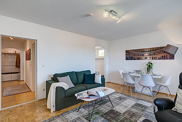 Moosach: grazioso bilocale con balcone