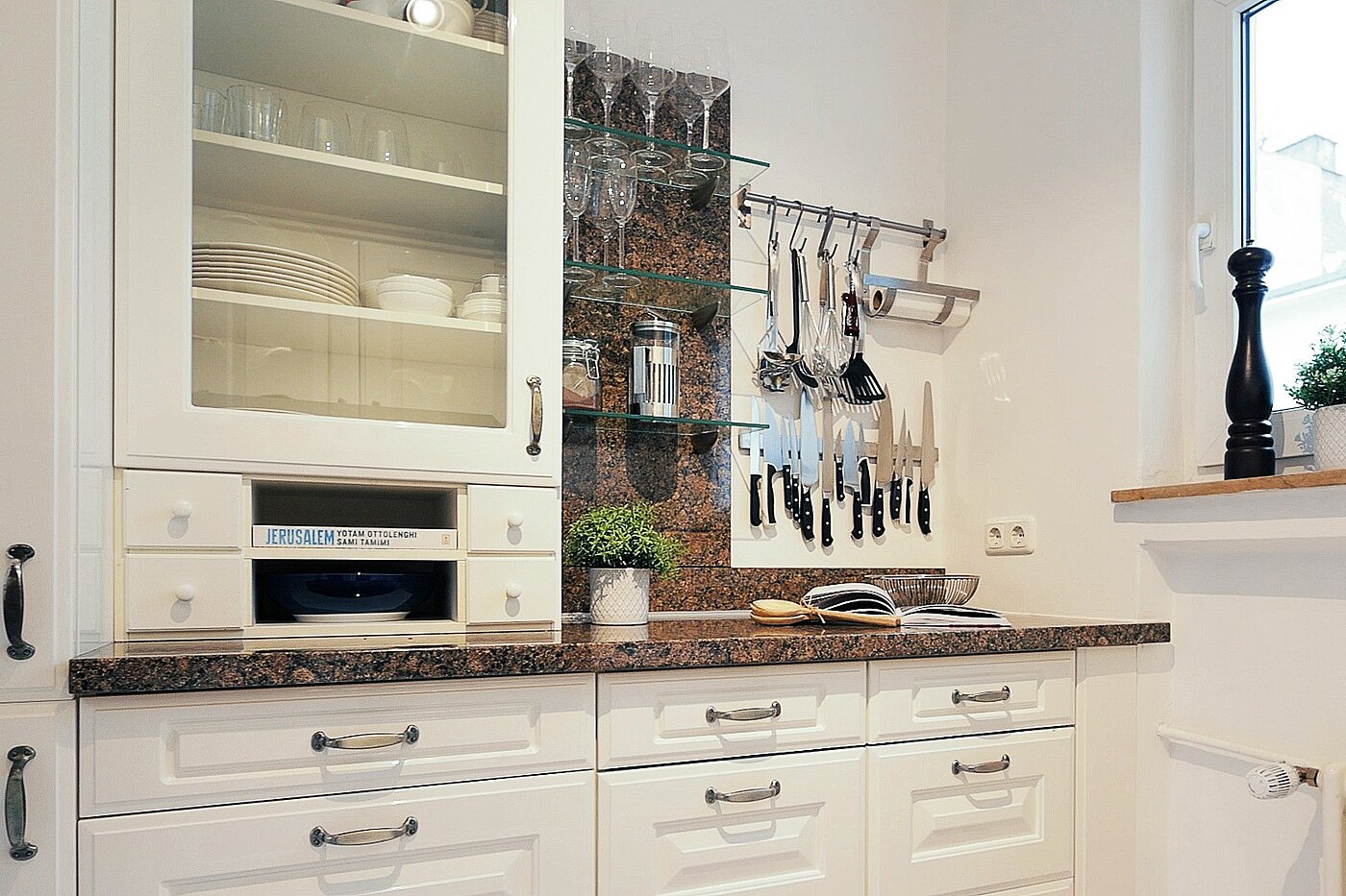 Appartamento a 3 camere | München-Maxvorstadt | 2203ML31 | ...Einbauküche