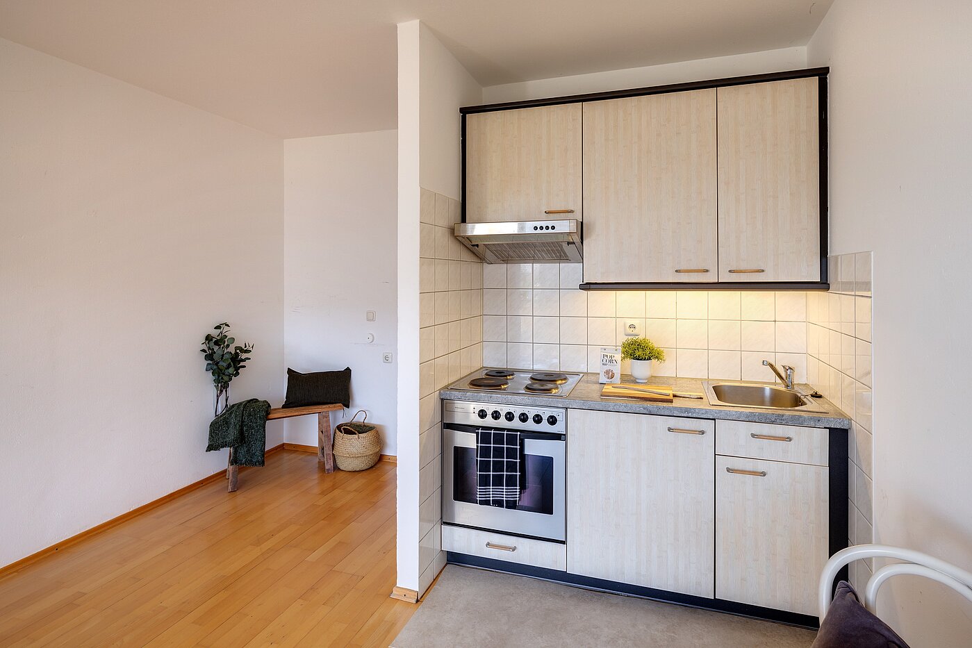 Appartamento a 1 camera | Herrsching am Ammersee | 2302ML2 | Koch- & Essbereich