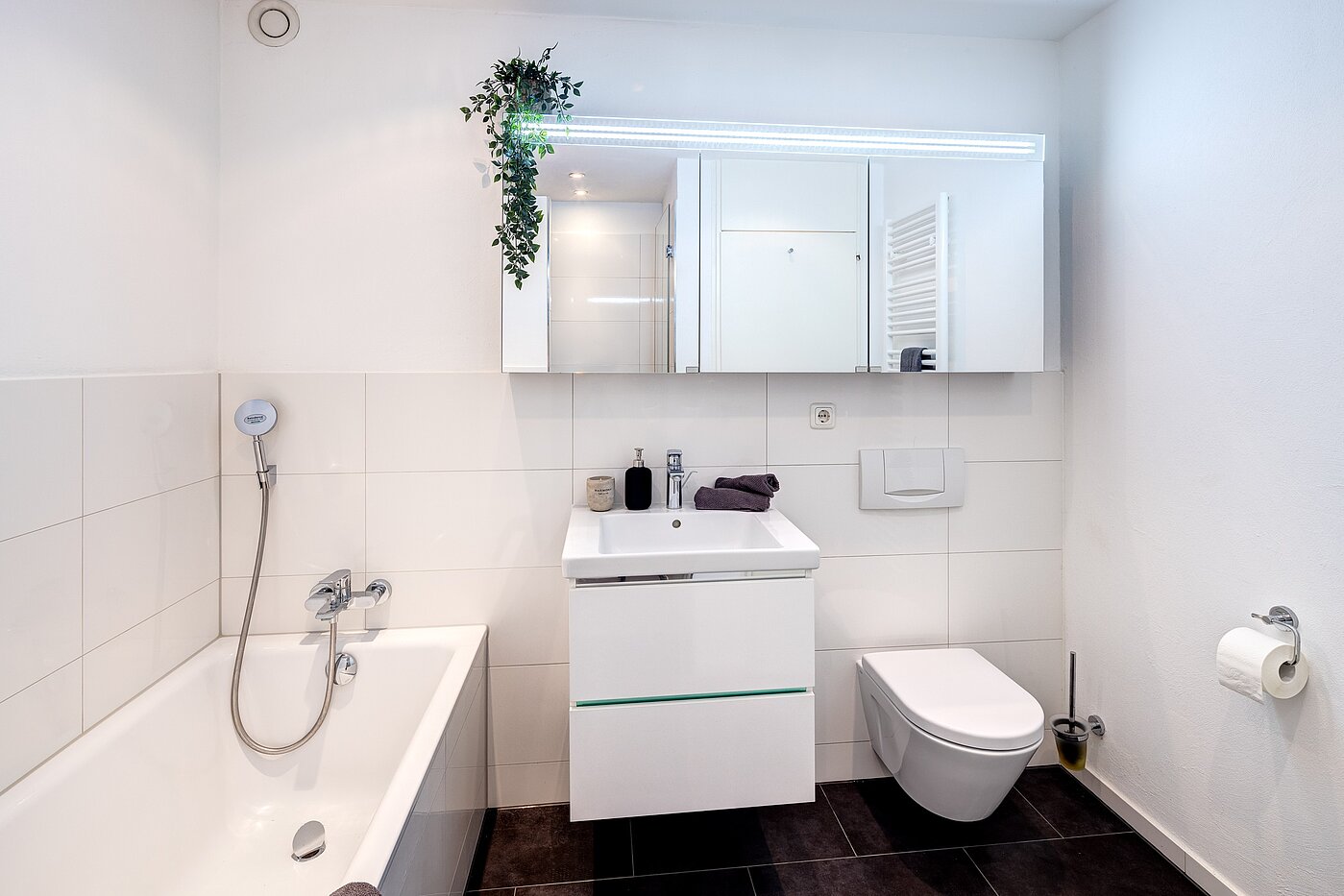 Appartamento a 3.5 camere | München-Bogenhausen | 70267 | Masterbad mit...