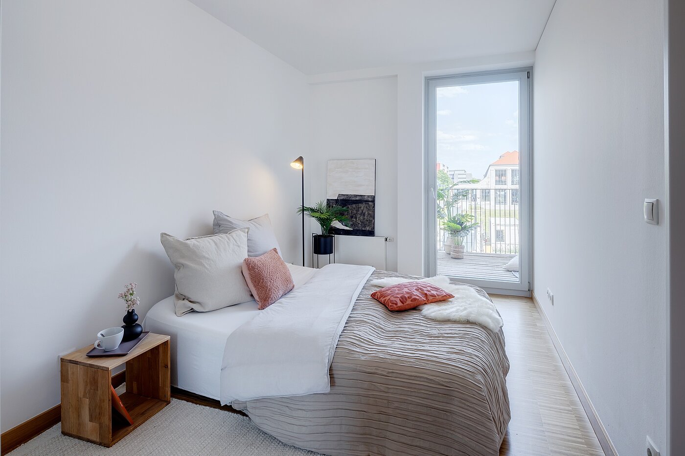 Appartamento a 2 camere | München-Schwanthalerhöhe | 2206ML11 | Blick in das Schlafzimmer...