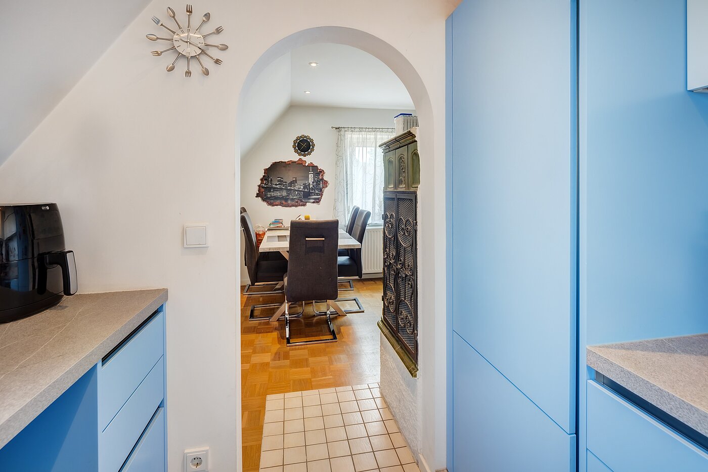 Casa indipendente a 8 camere | 70229 | ...und Zugang zum Essplatz