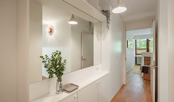 Appartamento a 2 camere | München-Solln | 70418 | Flur Blickrichtung Schlafzimmer