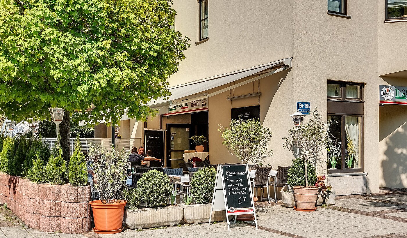 Appartamento a 2 camere | München-Neuhausen | 2003ML5 | Um die Ecke