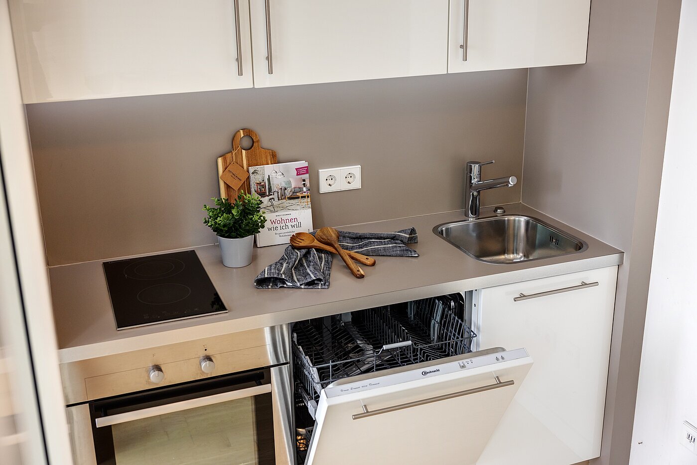 Apartment a 1.5 camere | München-Bogenhausen | 70233 | ...Küchenzeile