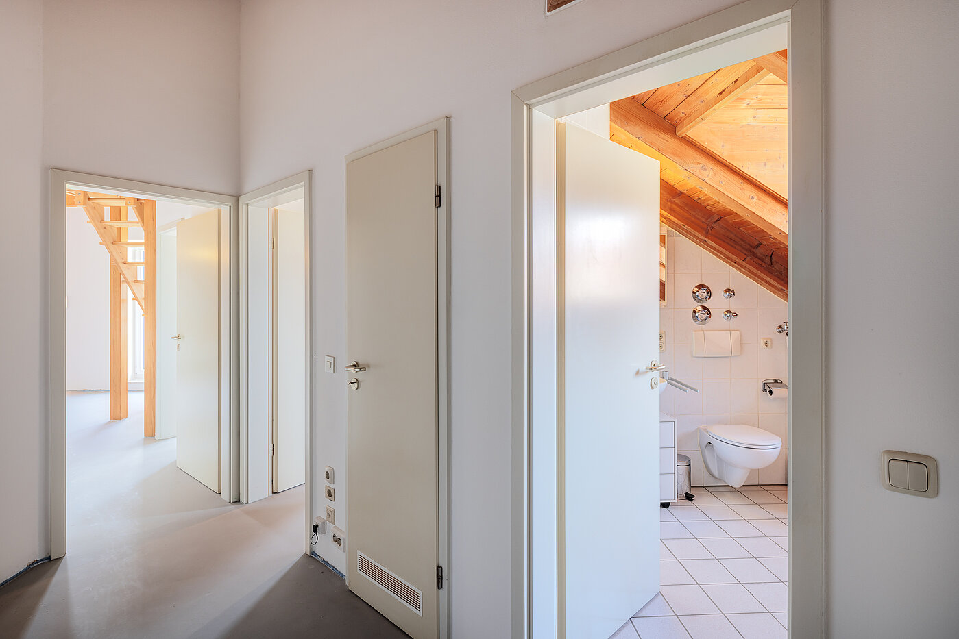 Appartamento mansardato a 2 camere | 70314 | Flur