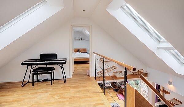 Appartamento a 5 camere | München-Neuhausen | 70140 | Lesegalerie