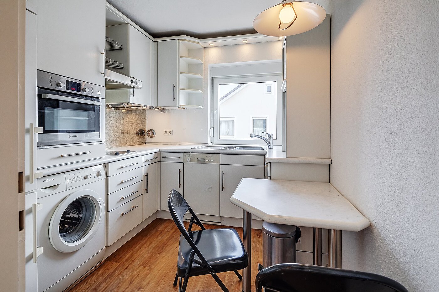 Appartamento a 3 camere | Karlsfeld | 2004ML5 | ...Küche mit Einbauküche