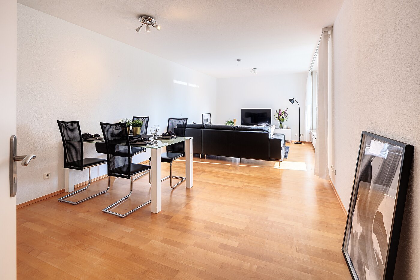 Appartamento a 3 camere | München-Oberföhring | 70246 | ...und Platz zum Essen