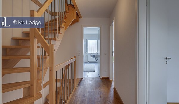 Appartamento a 5 camere | München-Trudering | 1902ML4 | Geräumiges Treppenhaus