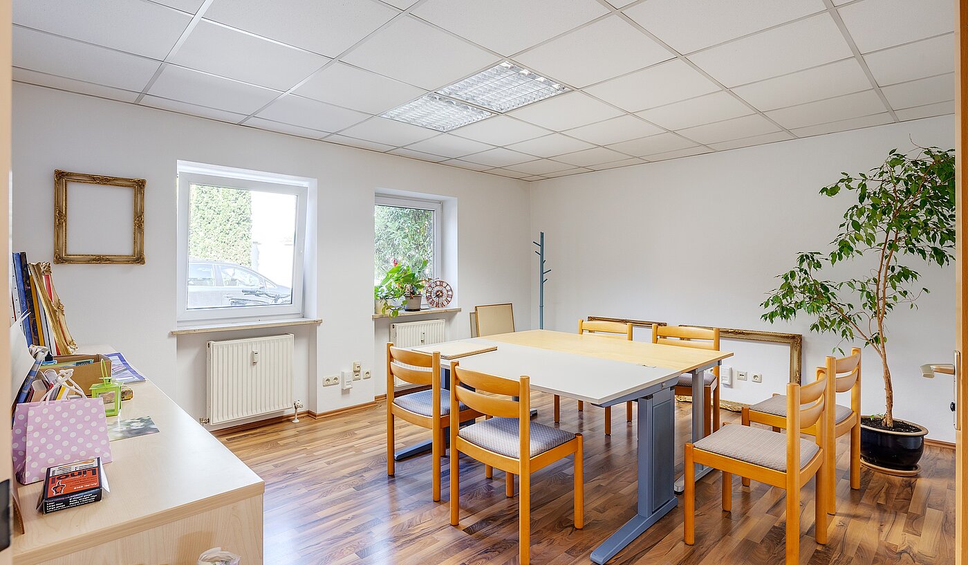 Büro a 9 camere | Weilheim in Oberbayern | 2108ML44 | Kleiner Besprechungsraum