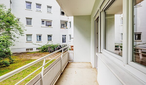 Appartamento al piano terra a 2.5 camere | München-Schwabing | 70441 | Balkon