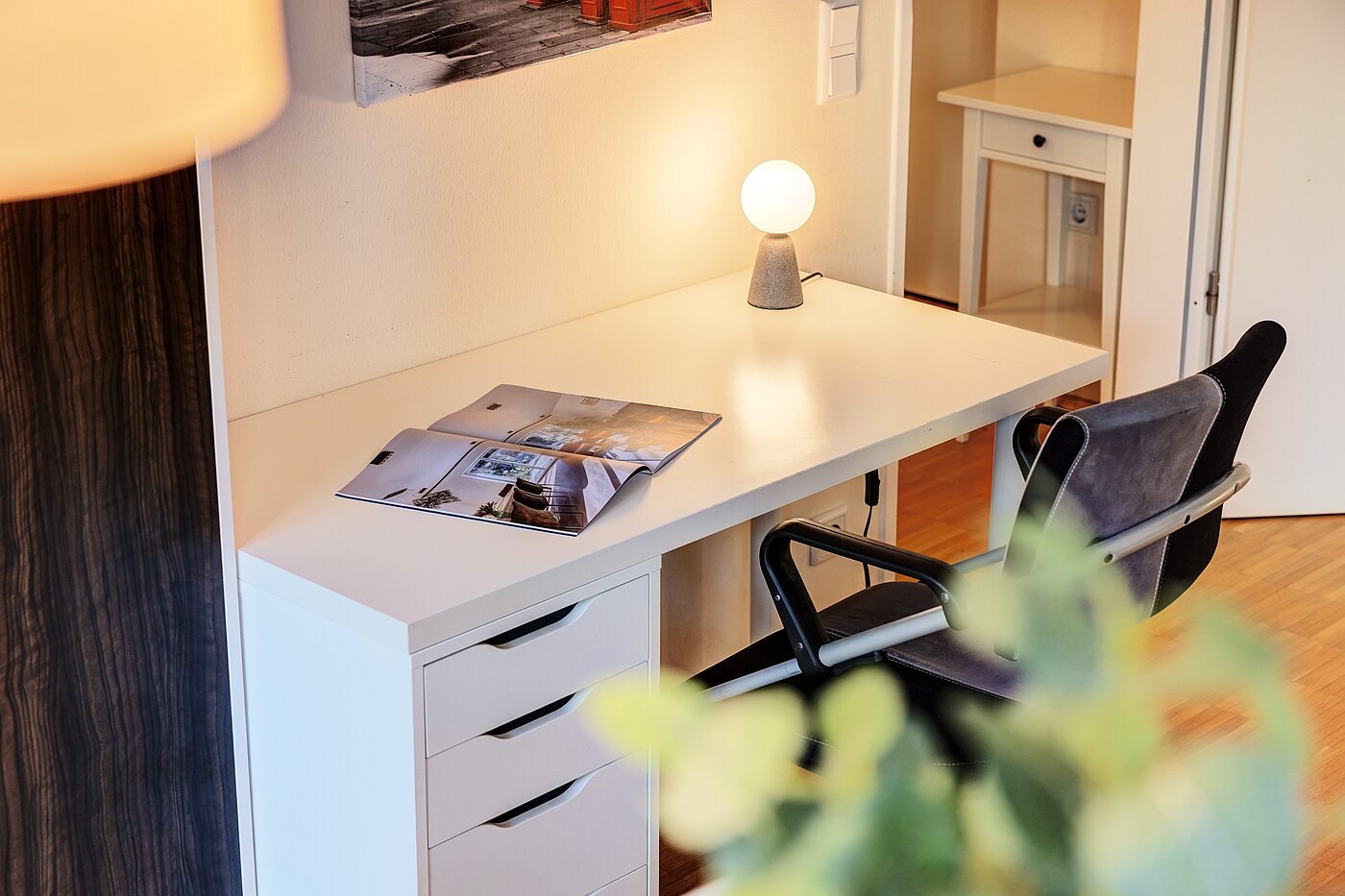 Appartamento a 2 camere | München-Schwabing | 703161 | Schreibtisch
