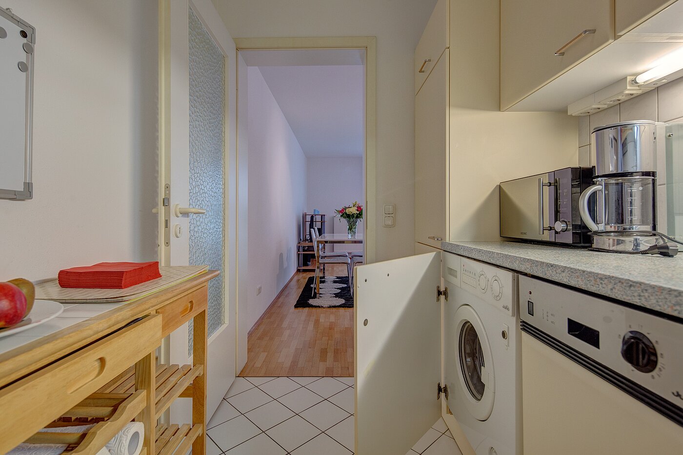 Appartamento a 2 camere | München-Ramersdorf | 2207ML11 | ...Einbauküche und Waschmaschine