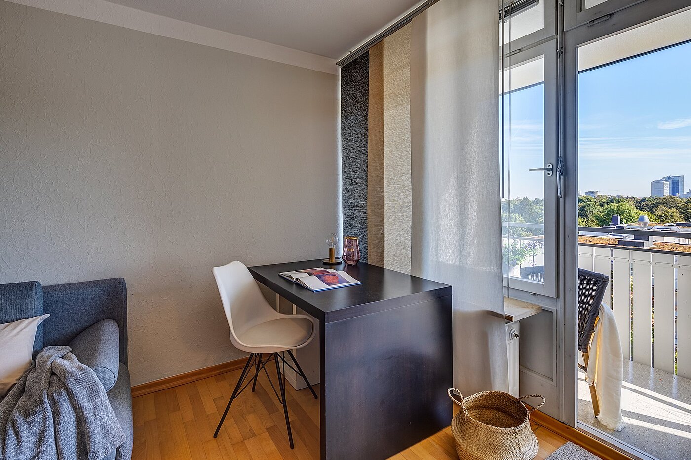 Appartamento a 1 camera | München-Schwabing | 2109ML1 | einem perfektem Arbeitsplatz