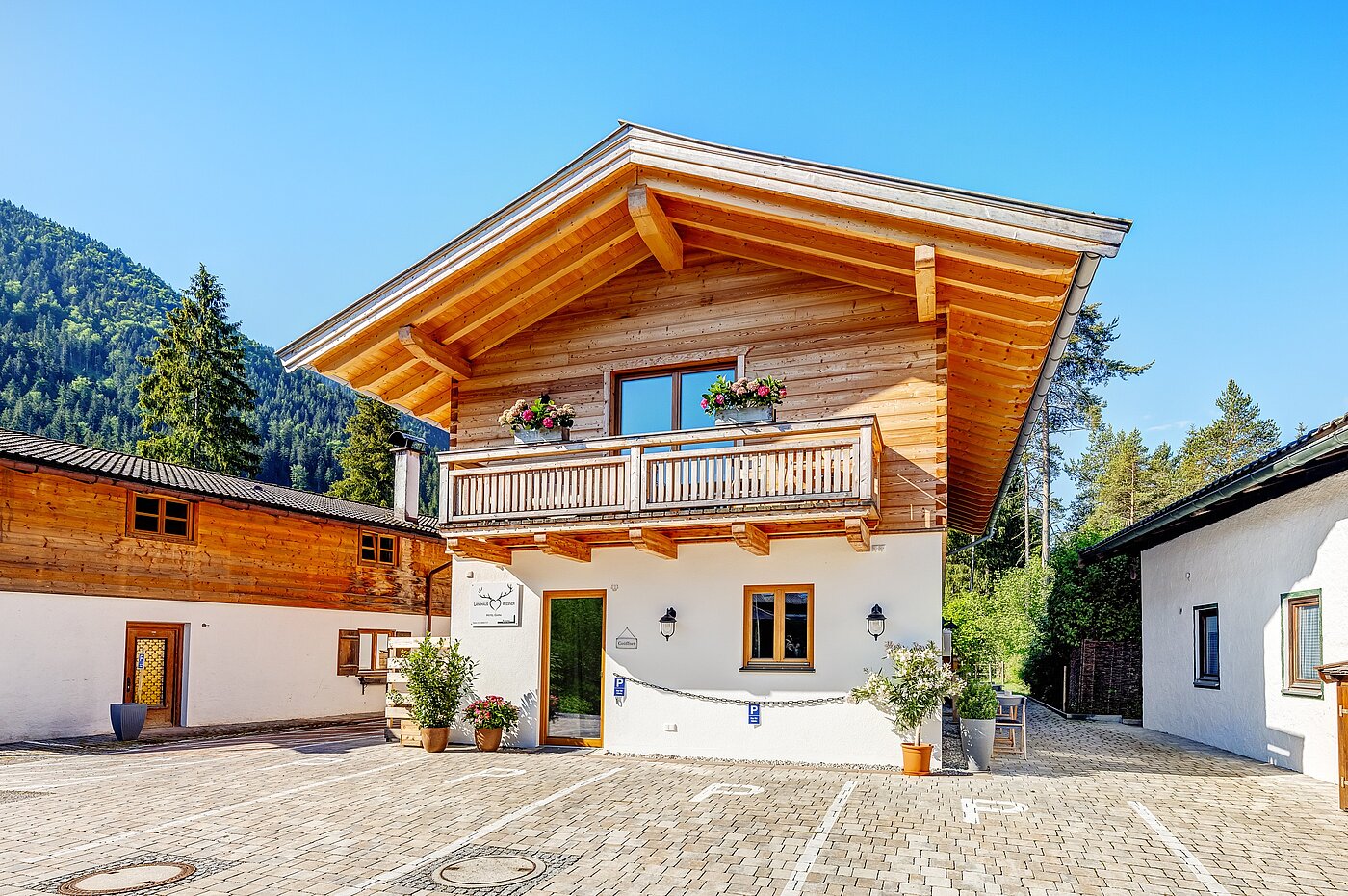 Appartamento a 6 camere | 70095 | Hausansicht von Norden