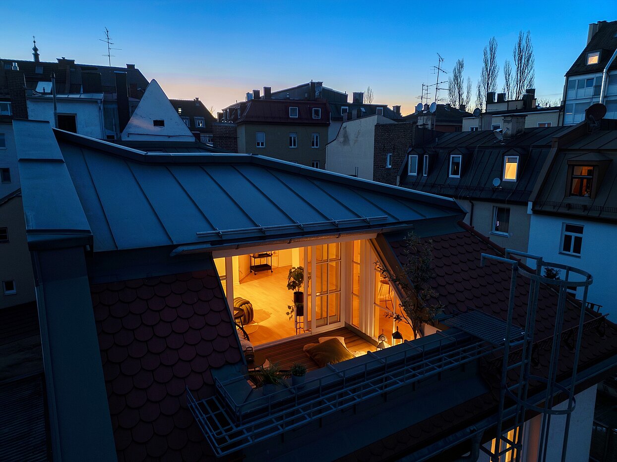 Appartamento mansardato a 1 camera | München-Sendling | 700402 | Dämmerungs-Stimmung