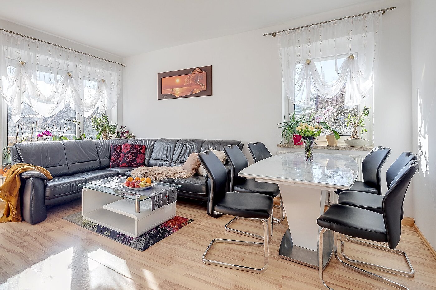 Appartamento a 4 camere | München-Berg am Laim | 2002ML3 | Wohnzimmer mit Essplatz