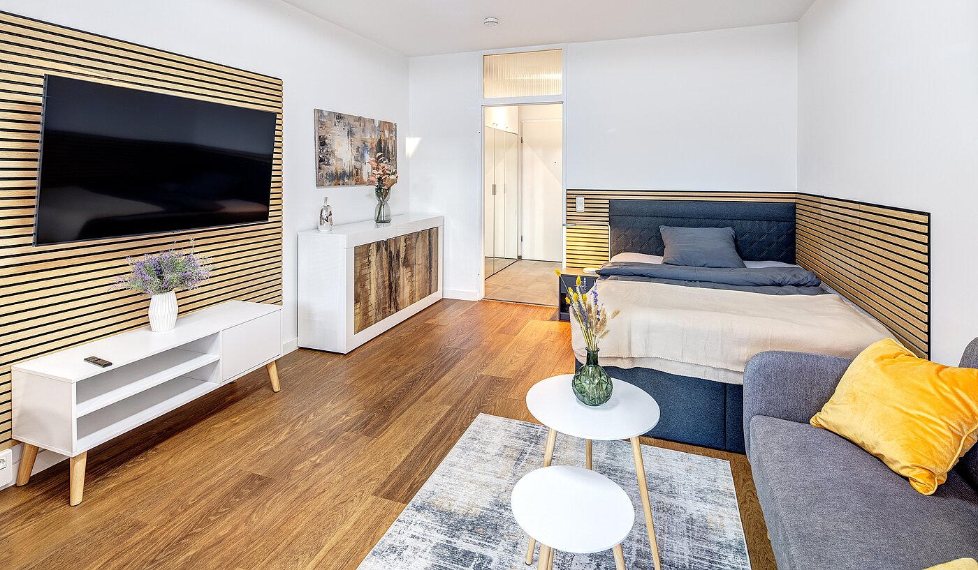 Apartment a 1 camera | München-Milbertshofen | 70183 | Mit Couch und Flatscreen