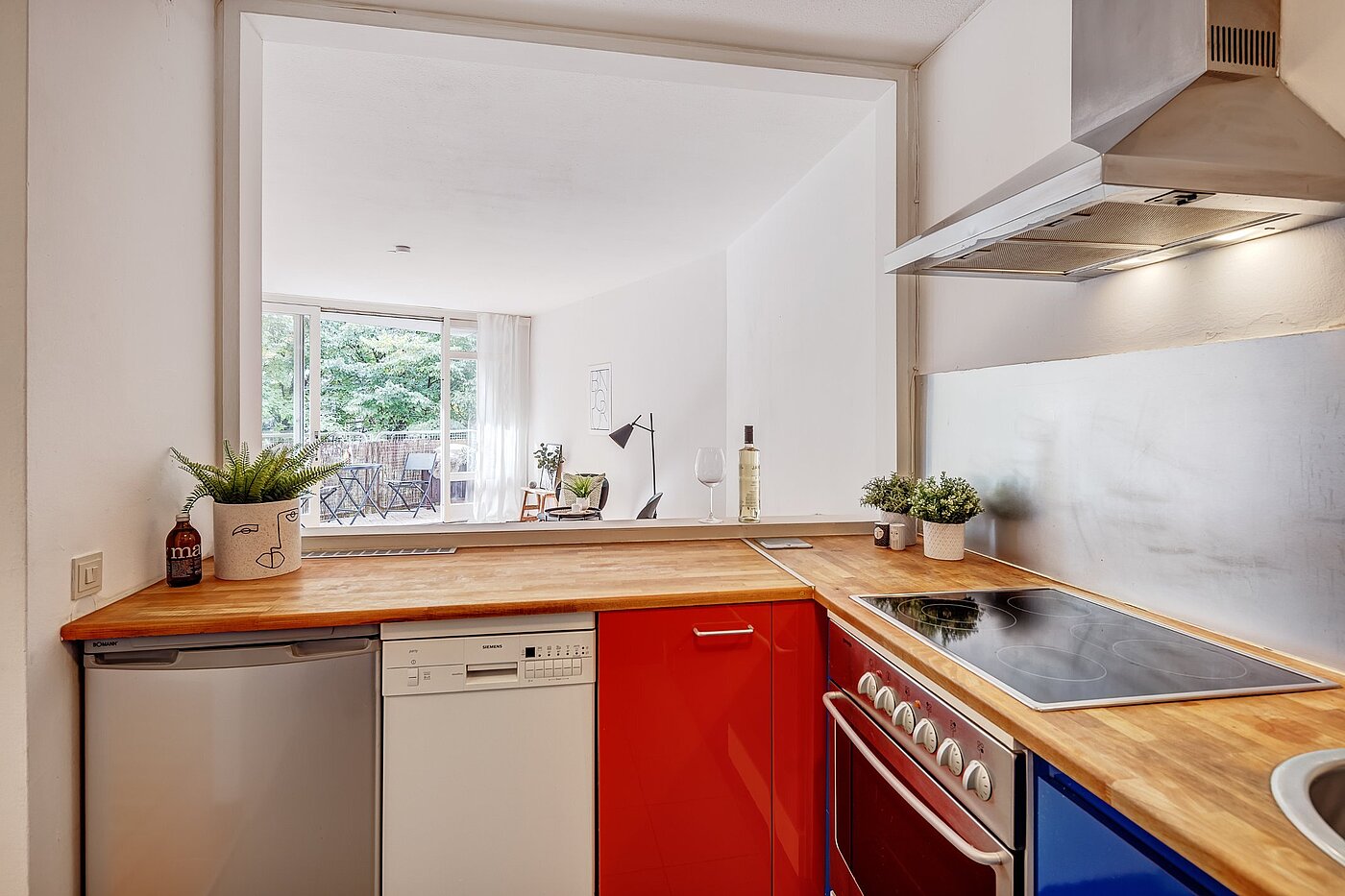 Appartamento a 2 camere | München-Schwabing | 2109ML3 | ... Durchreiche zum Wohnzimmer