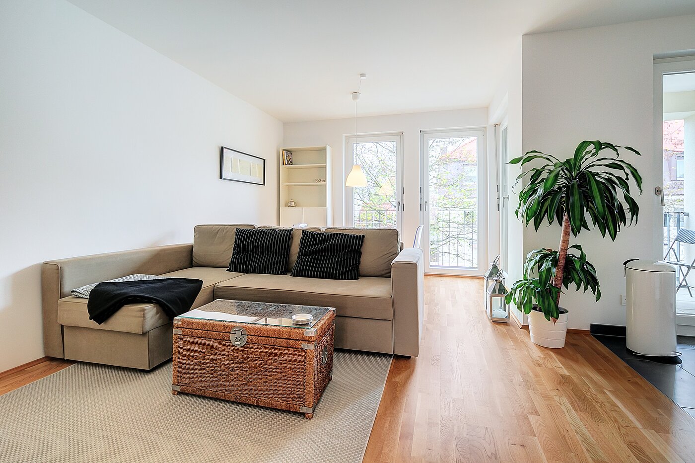 Appartamento a 3 camere | München-Moosach | 70164 | Wohn- Essbereich...