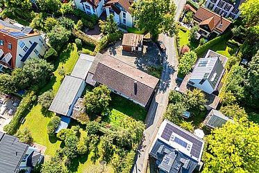 Solln: terreno edificabile con licenza edilizia per una casa di 5 famiglie