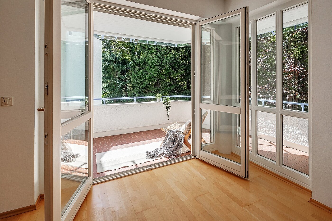 Appartamento a 3 camere | München-Harlaching | 1908ML6 | ... zum Balkon
