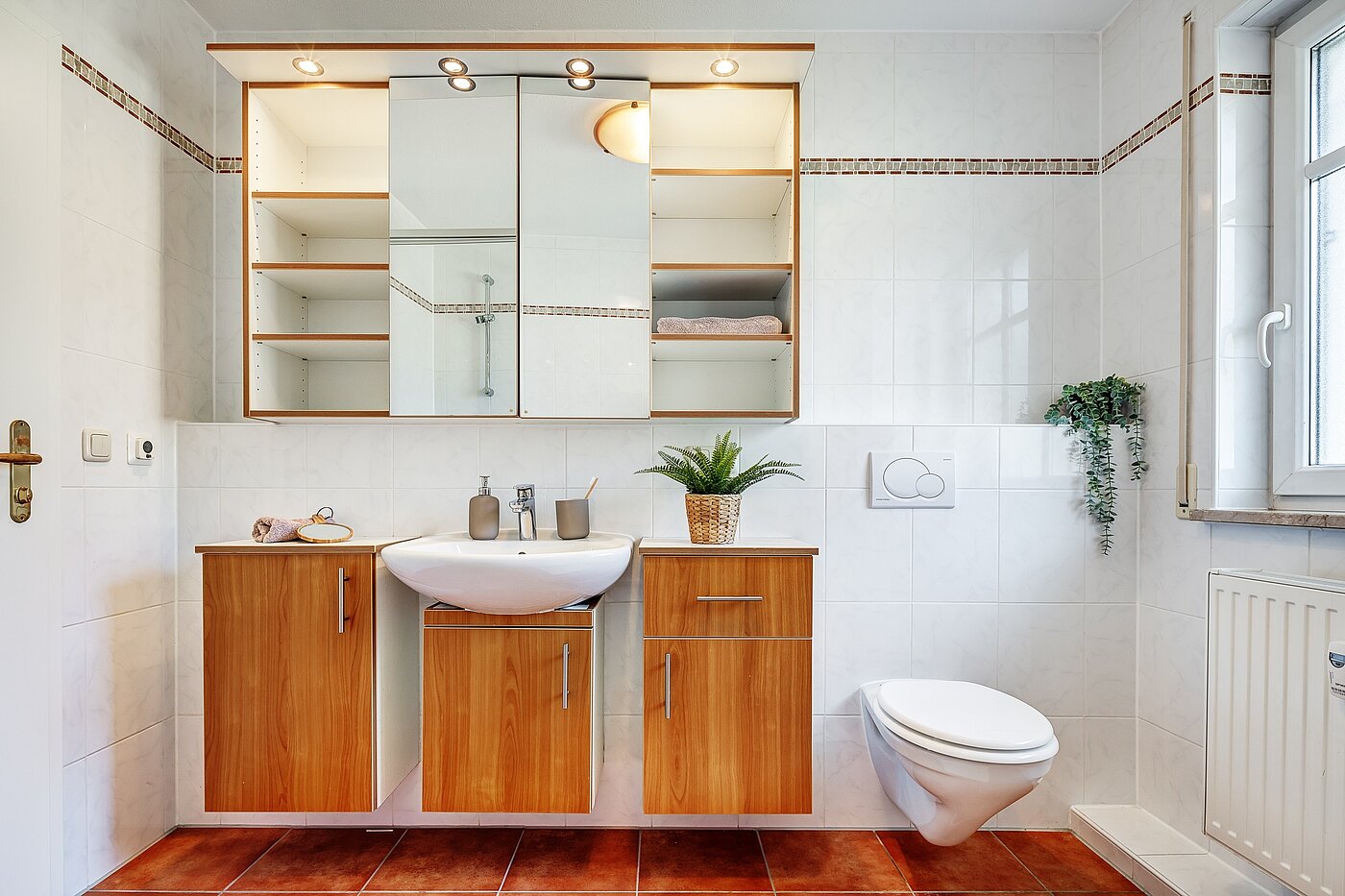 Appartamento a 3 camere | München-Ramersdorf | 2206ML4 | ...modernen Einbauten, sowie...