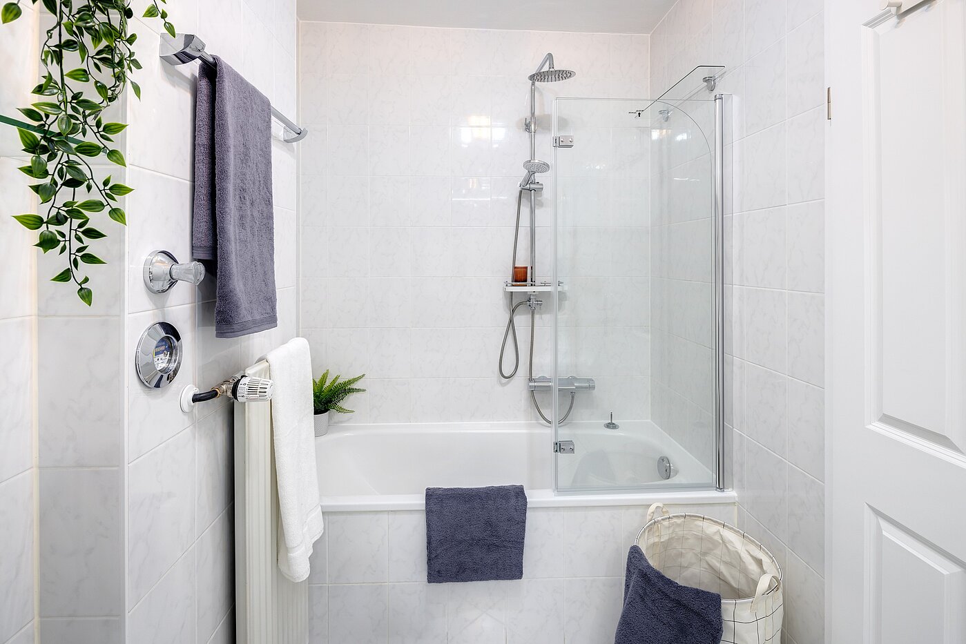 Appartamento a 3 camere | München-Obergiesing | 70028 | ...und Duschwand