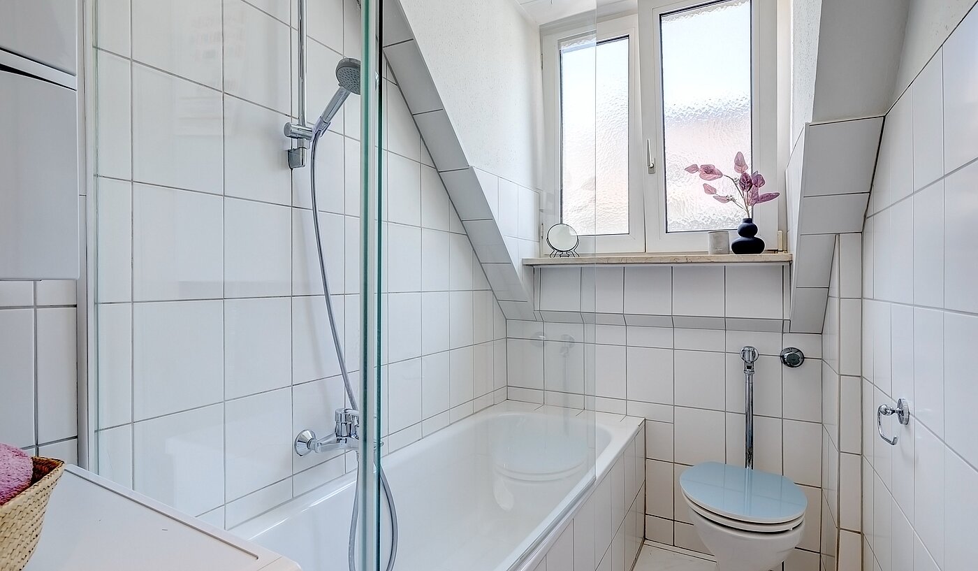 Appartamento a 1.5 camere | München-Schwabing | 70014 | Tageslichtbad mit...