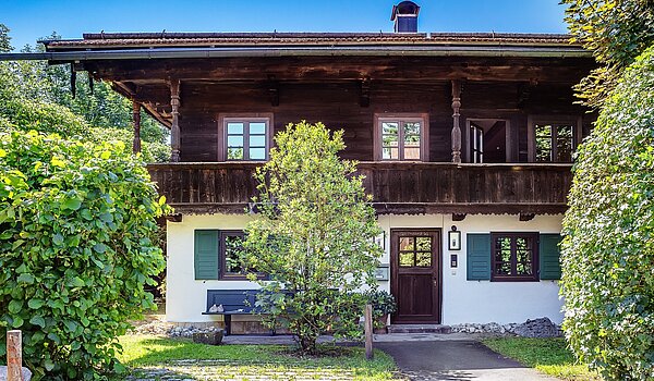 Appartamento a 11 camere | Gmund/Dürnbach | 2107ML11 | Vorderansicht Eingang