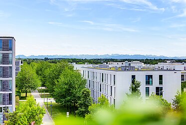 Riem: Splendida vista – Fantastico appartamento di 3 locali con terrazza sul tetto – disponibile