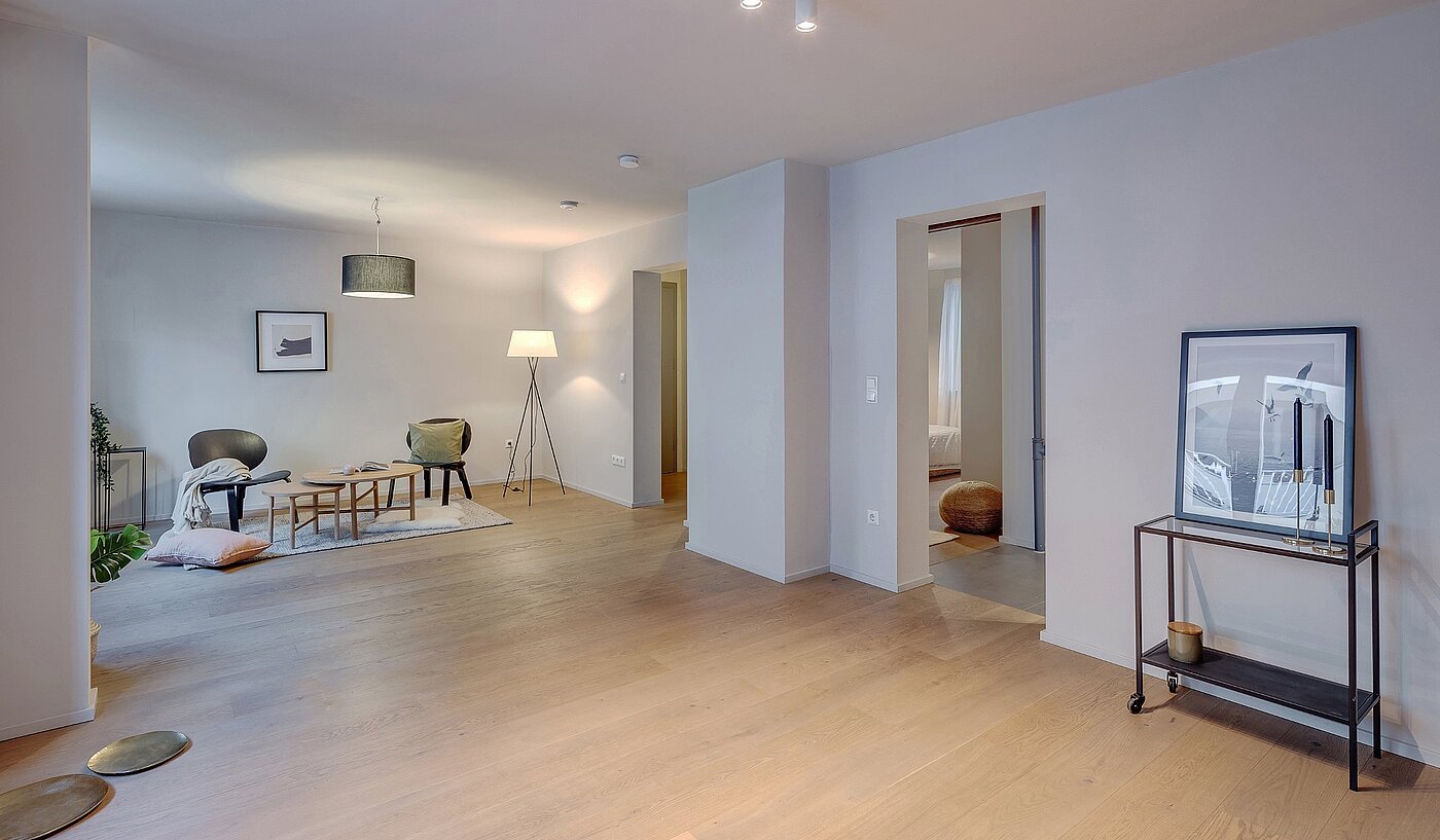 Piano rialzato a 2 camere | München-Lehel | 2012ML1 | Großer Wohn- und Essbereich...