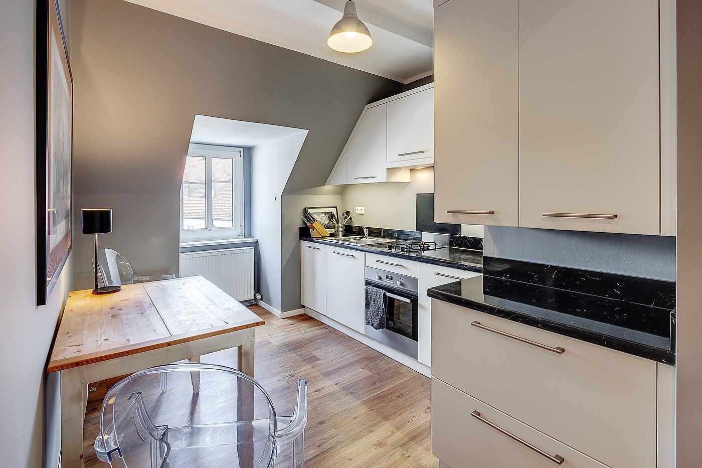 Appartamento a 2 camere | München-Maxvorstadt | 2211ML6 | ...zur Küche