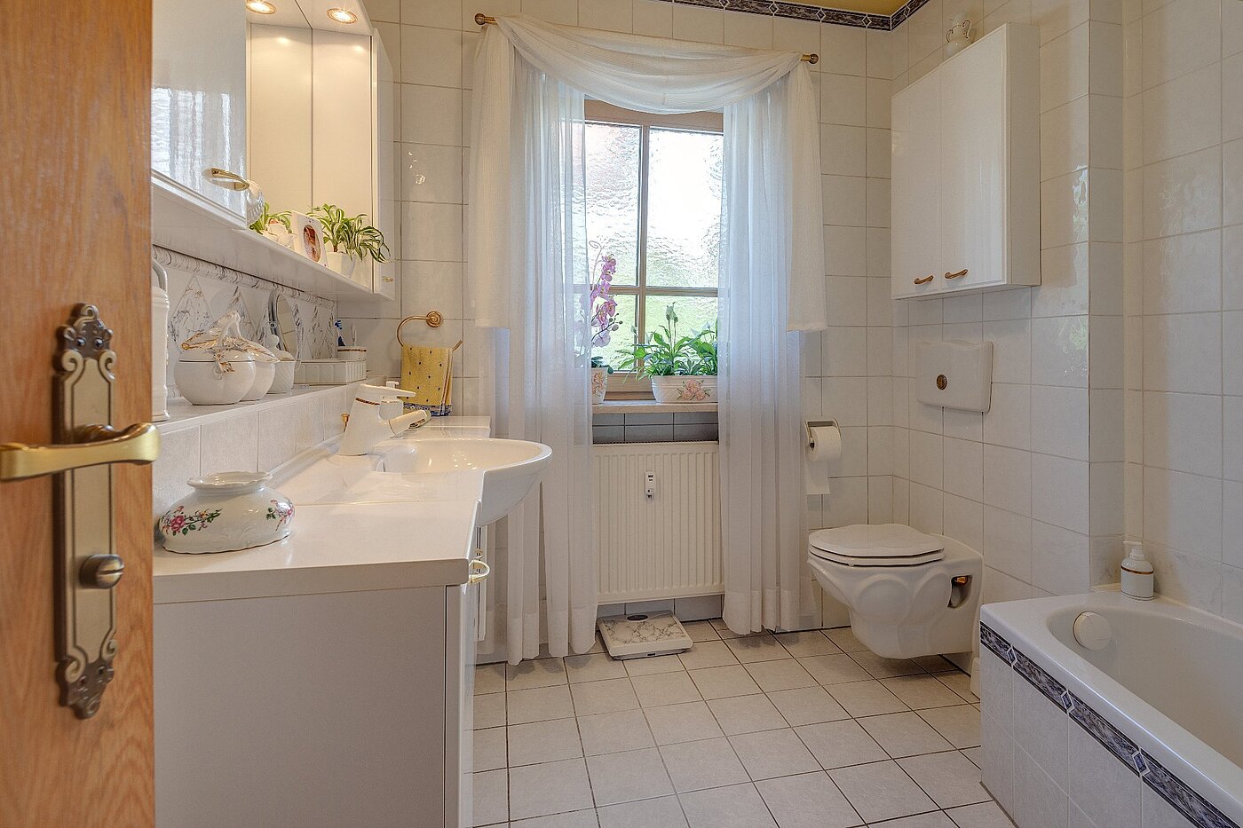 Appartamento al piano terra a 3 camere | München-Untermenzing | 1806ML6 | Helles Bad