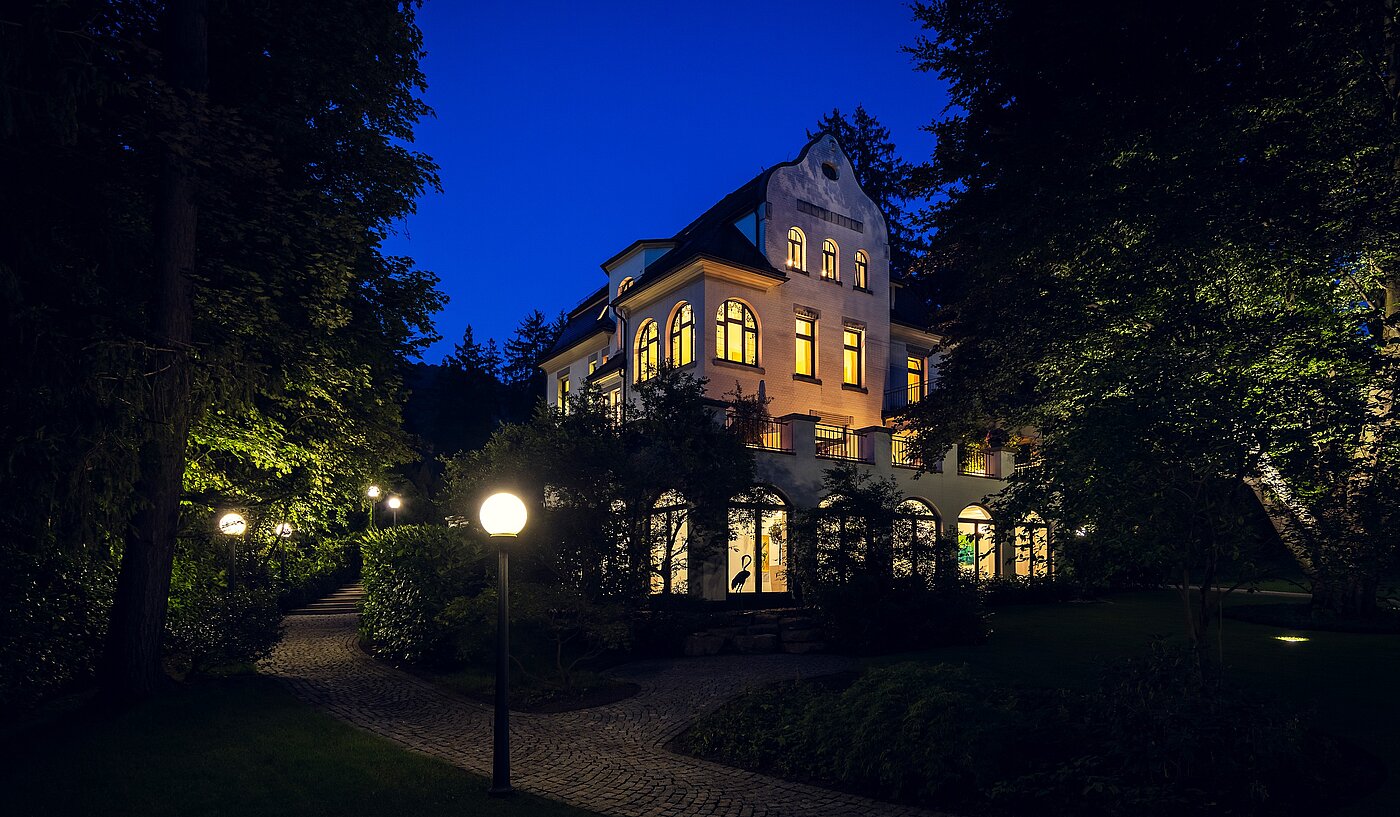 Villa a 9 camere | Reutlingen | 70231 | Villa bei Nacht