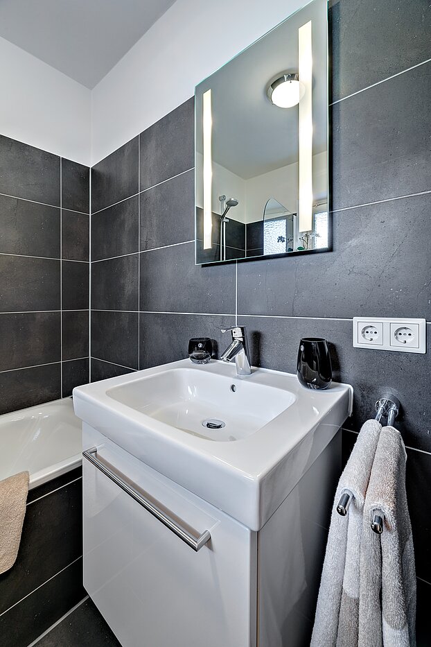 Appartamento a 1 camera | München-Solln | 70137 | Bad mit Wanne